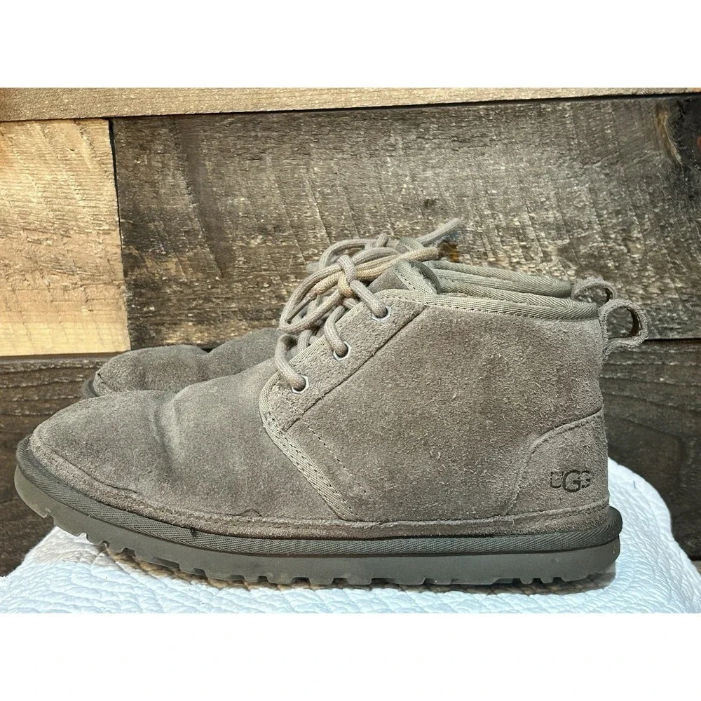 UGG Shoes Neumel Gray Beige Casual Suede Chukka Boots 3236 Size 7